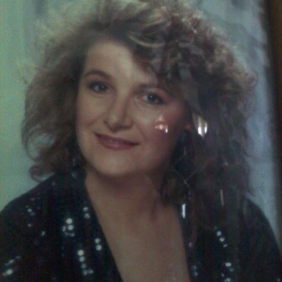 Meet your Posher, Elizabeth - Picture 1 of 1